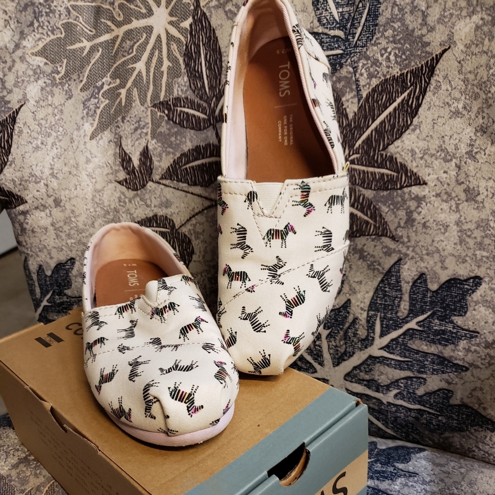 Toms shoes